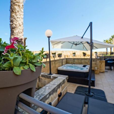 Harbour Views Duplex Maisonette With Jacuzzi Hot Tub Mgarr Екстериор снимка