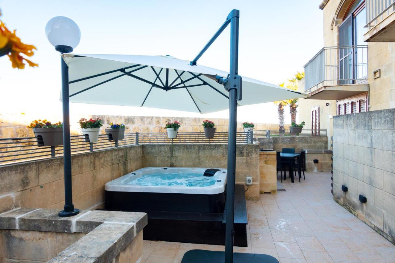 Harbour Views Duplex Maisonette With Jacuzzi Hot Tub Mgarr Екстериор снимка