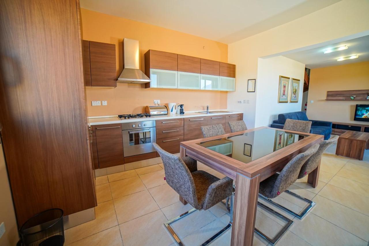 Harbour Views Duplex Maisonette With Jacuzzi Hot Tub Mgarr Екстериор снимка
